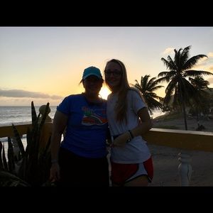 Meet your Posher, Cassie